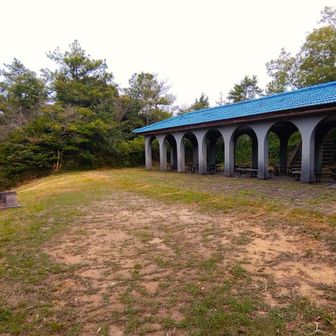 天目山休憩舎に立ち寄りました。