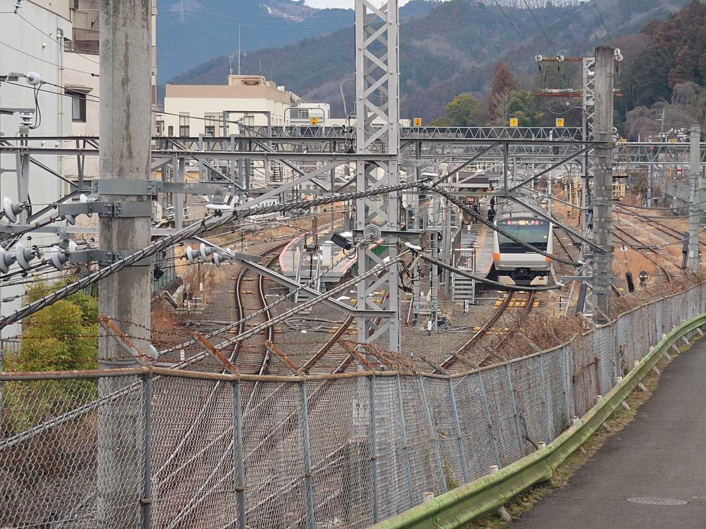 【フラット登山】「国破れて山河あり」の青梅丘陵　丘陵をたどる面白さ
の写真