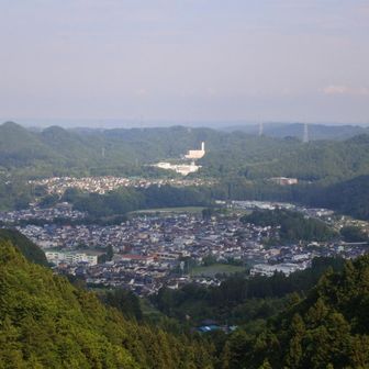 こちら側はところどころ眺望が