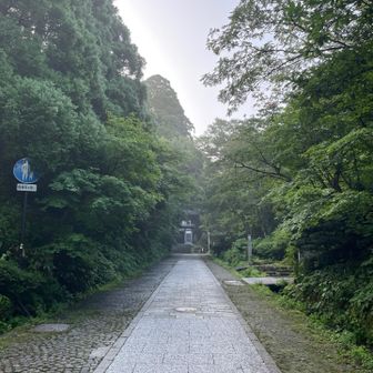 気持ちも新たに、一座づつ