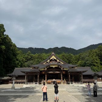 お参りします。