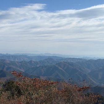 筑波山は霞んでました。