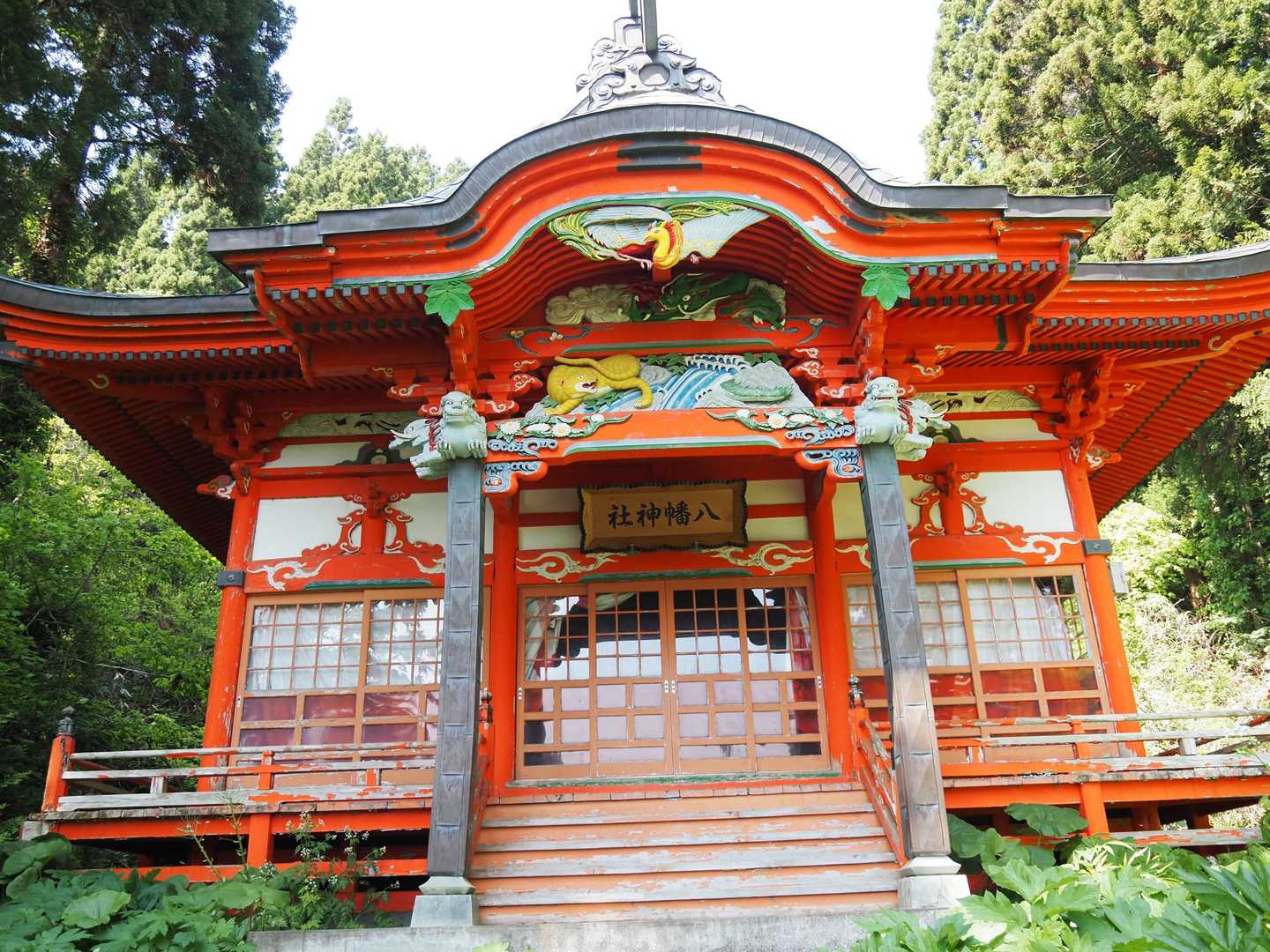 尻屋八幡宮🙏
めっちゃカラフルですね✨