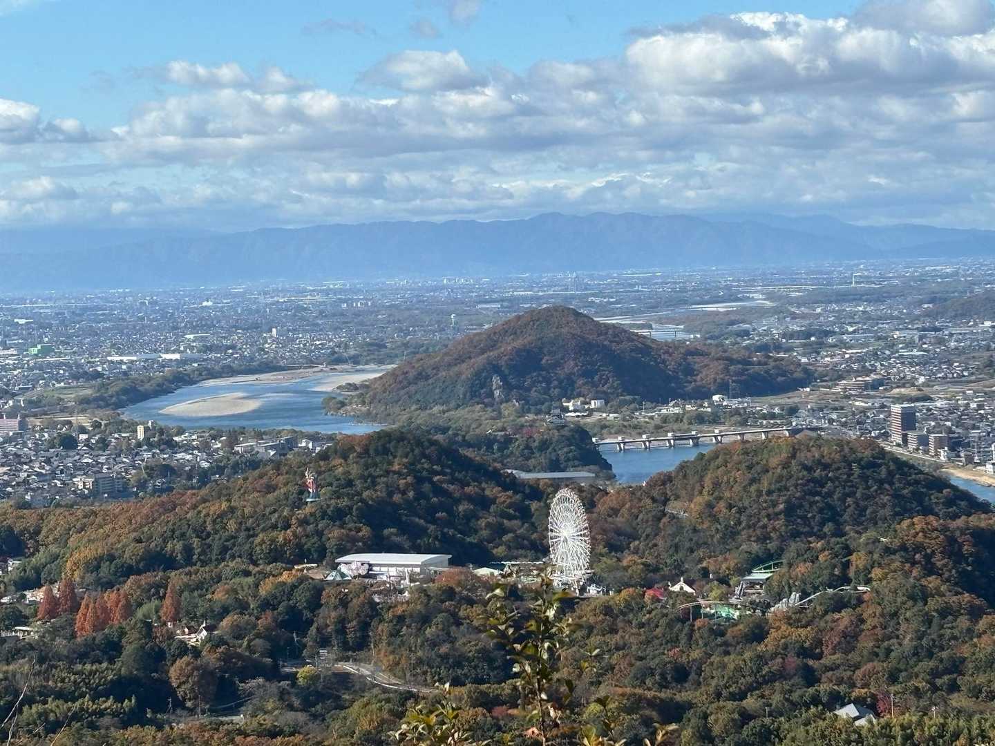 伊木山、木曽川、犬山城、犬山遊園の観覧車