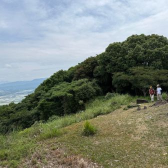 皆自由にくつろぐ