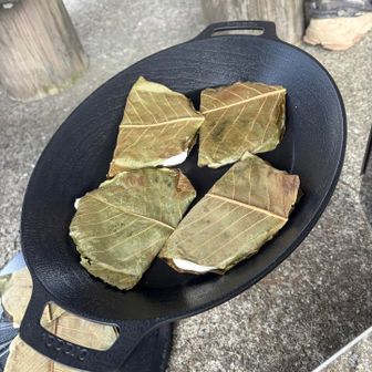 飛騨高山の郷土料理　朴葉