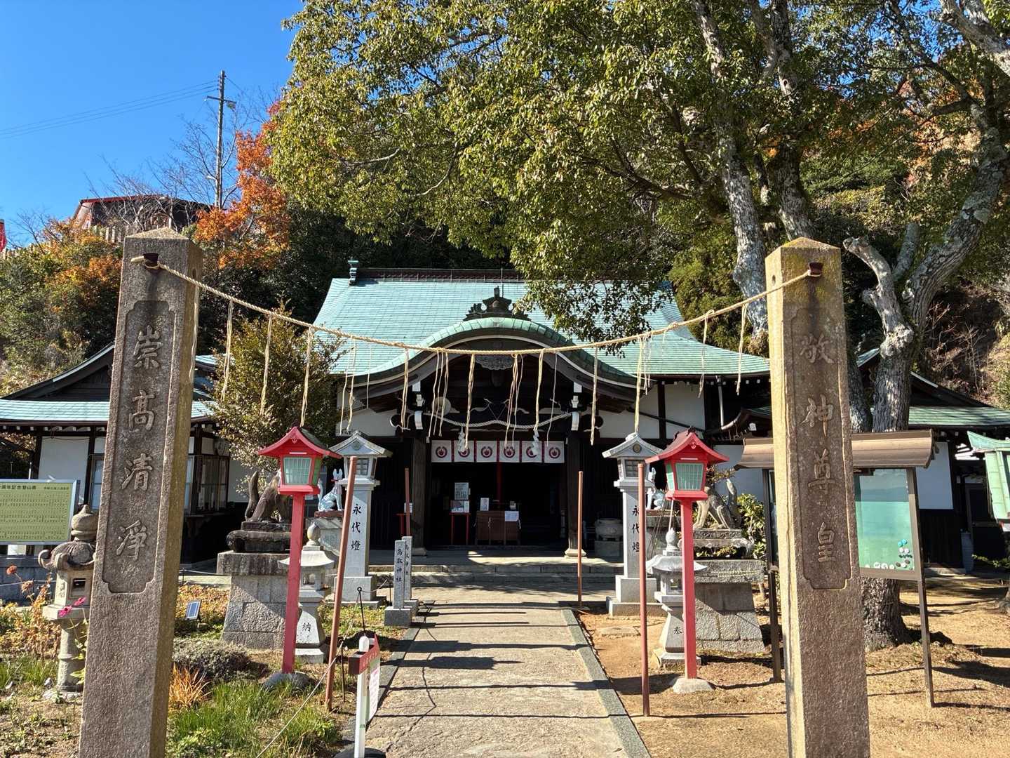 高取神社⛩️に参拝します。