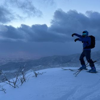 見えないけど年男もヒヒーン🐎