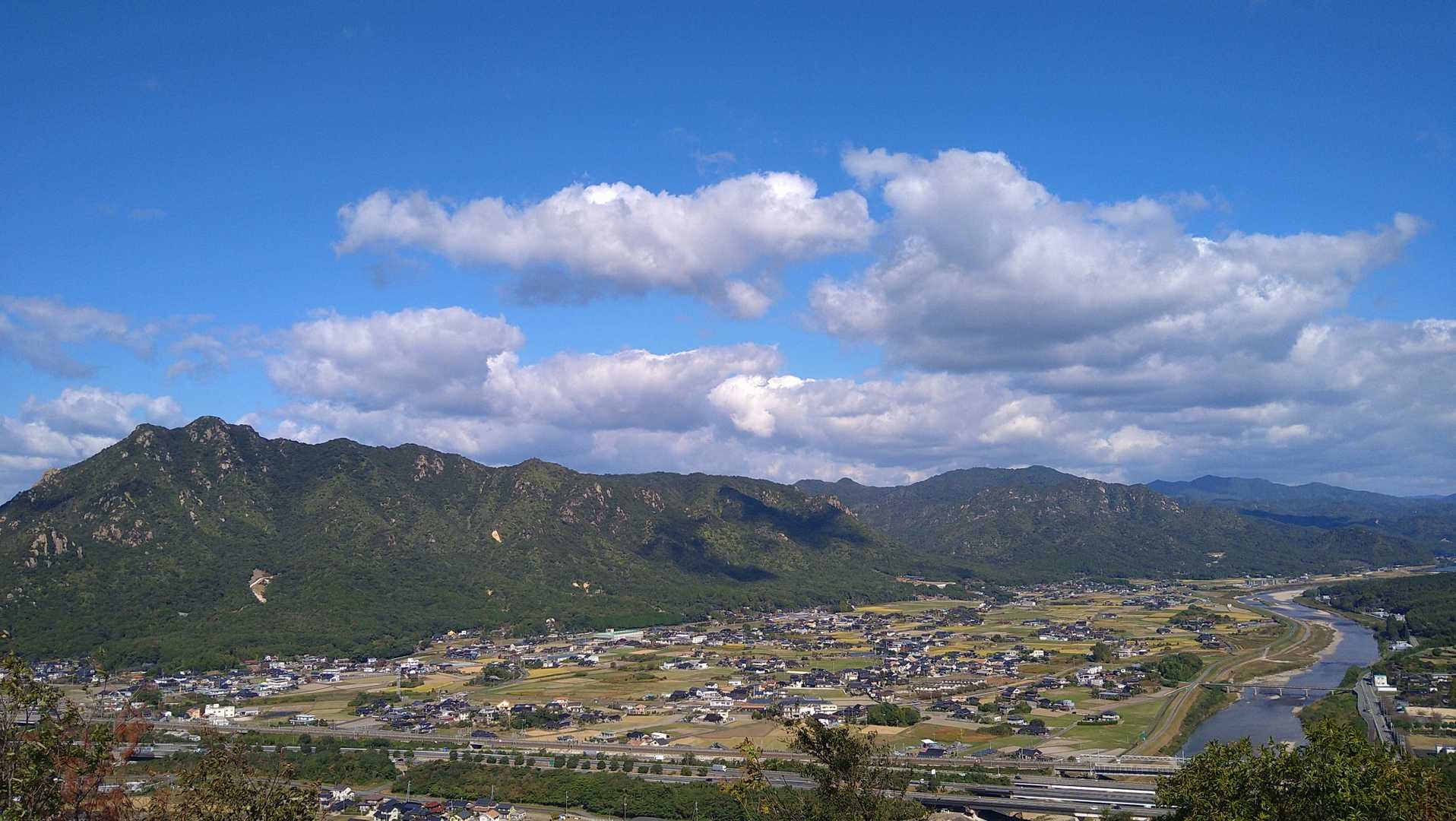 ワァオ‼️右田ヶ岳、三谷山、山城山、八幡岳…