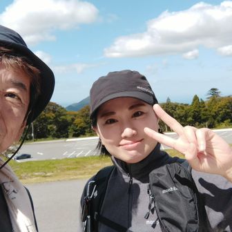 元谷から写真を撮ってもらった方と意気投合！下山も一緒に地元の山の話やら山にハマったきっかけなどなど…楽しい下山となりました😀ありがとうございました！気をつけて山人生過ごしてください😊