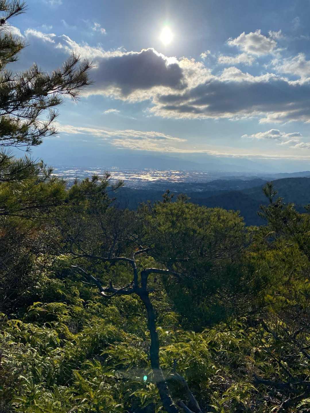 万石西尾根登山口-大唐国寺山-万石山-千石山-唐土登山口 周回コースの写真