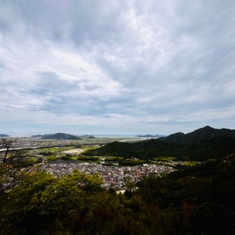 分岐点からの景色…此処でルートミス
自由ケ丘に下ってしまう