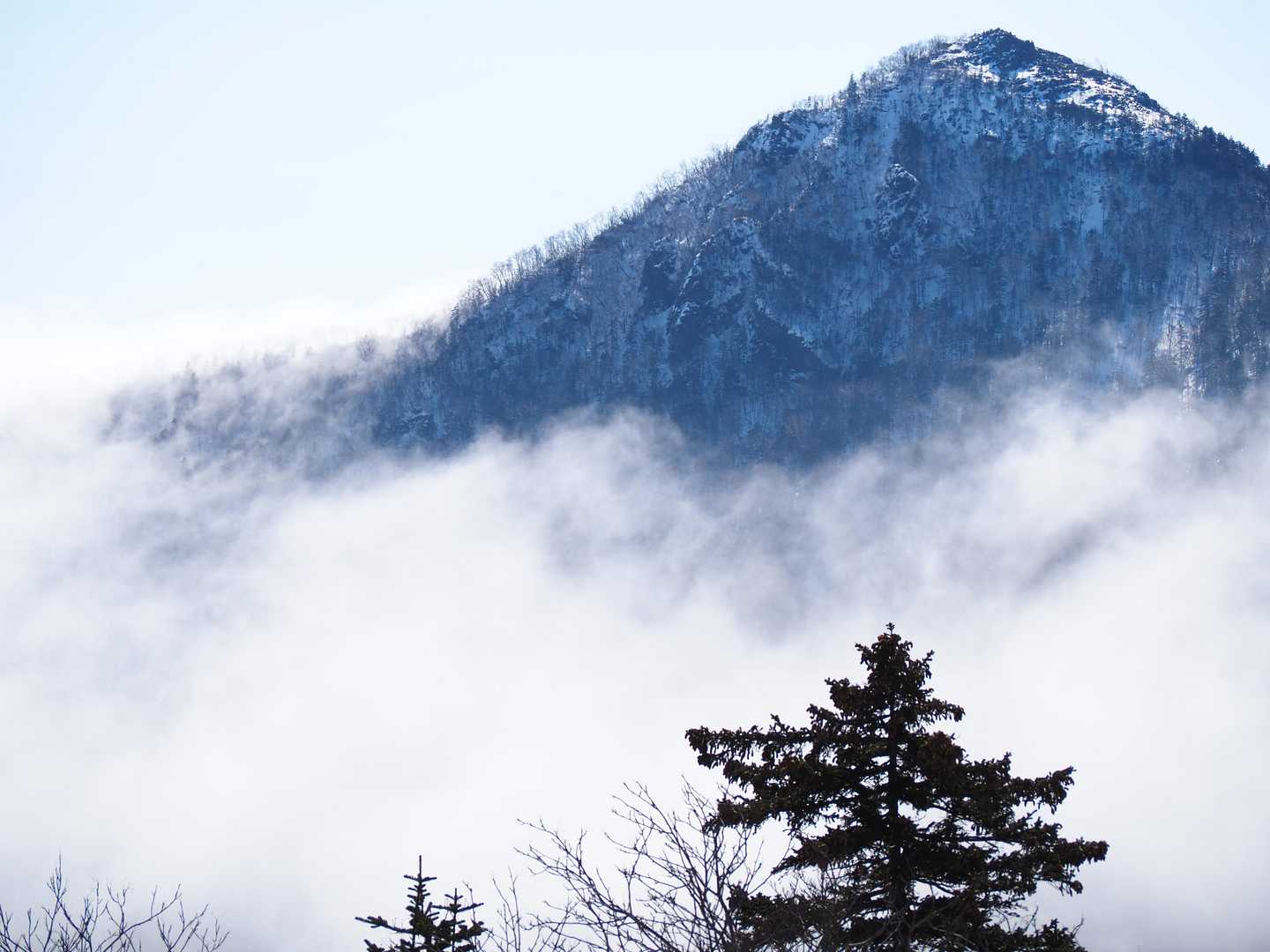 白雲山にもガス