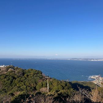 遠くに富士山✨
