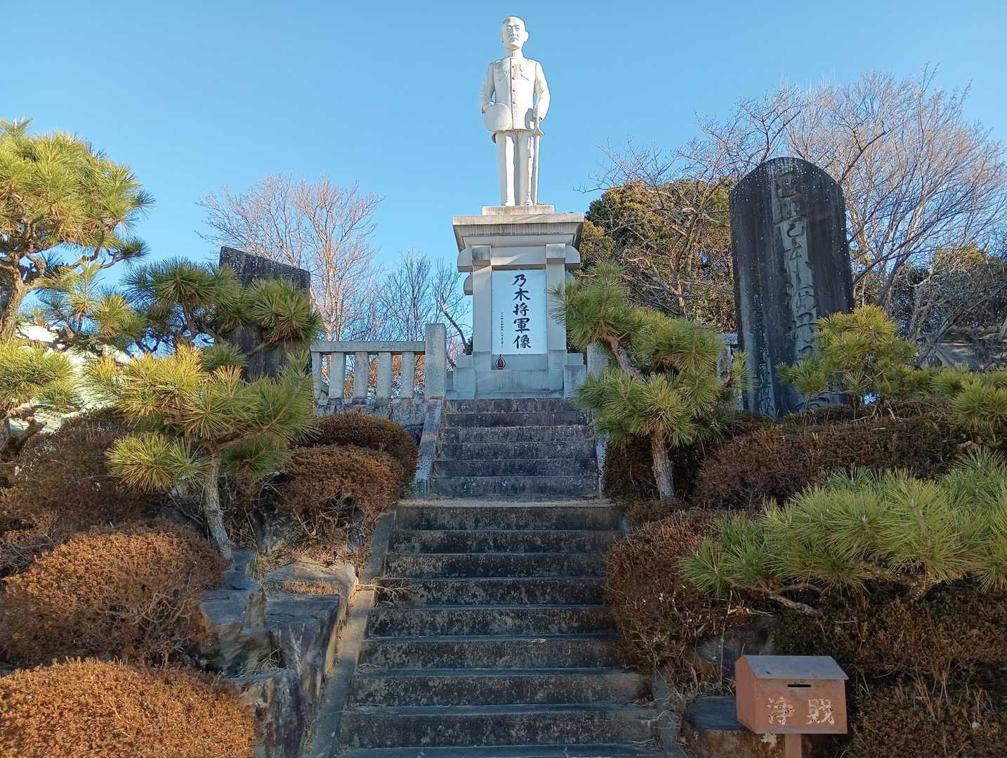 乃木希典将軍像🗿