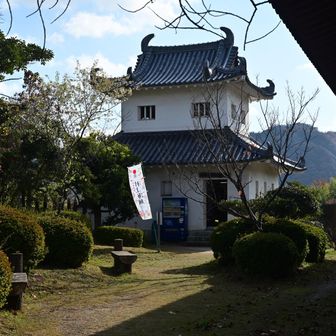 櫓？らしい。城ではなかったのね