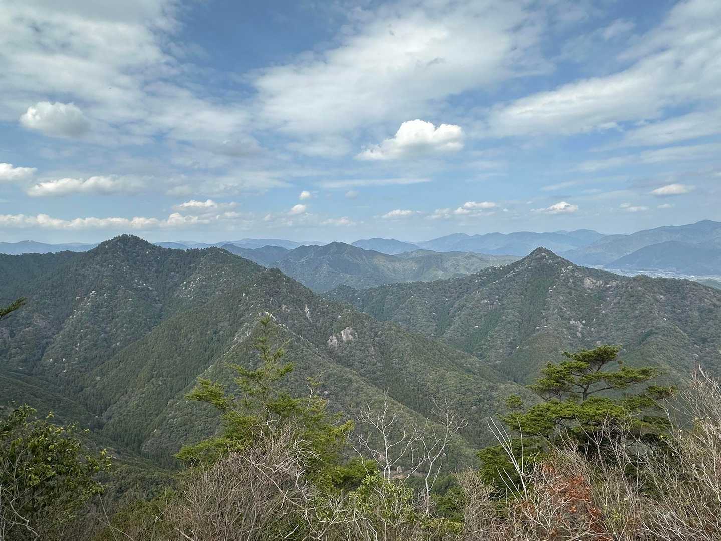 右→七種槍
左←七種山