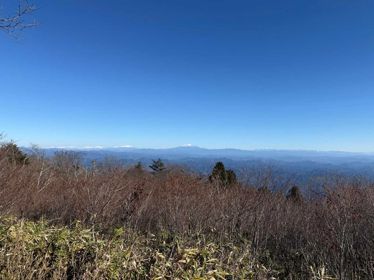 山頂はめちゃくちゃいい展望🥰　北•中央•南の全アルプスが見えます