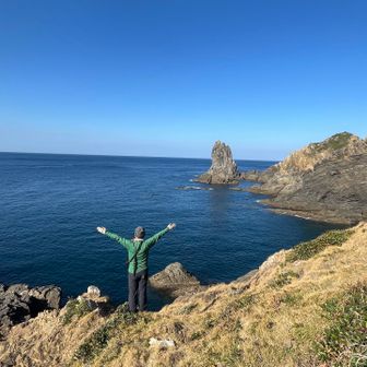 青空🟦ヤッホー！奇岩が沢山面白い🤣