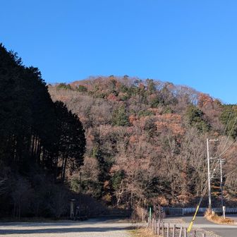 龍崖山に向かいます