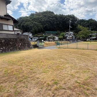 私が三歳の時まで住んでた家のあった場所…今はもう何もないですね。