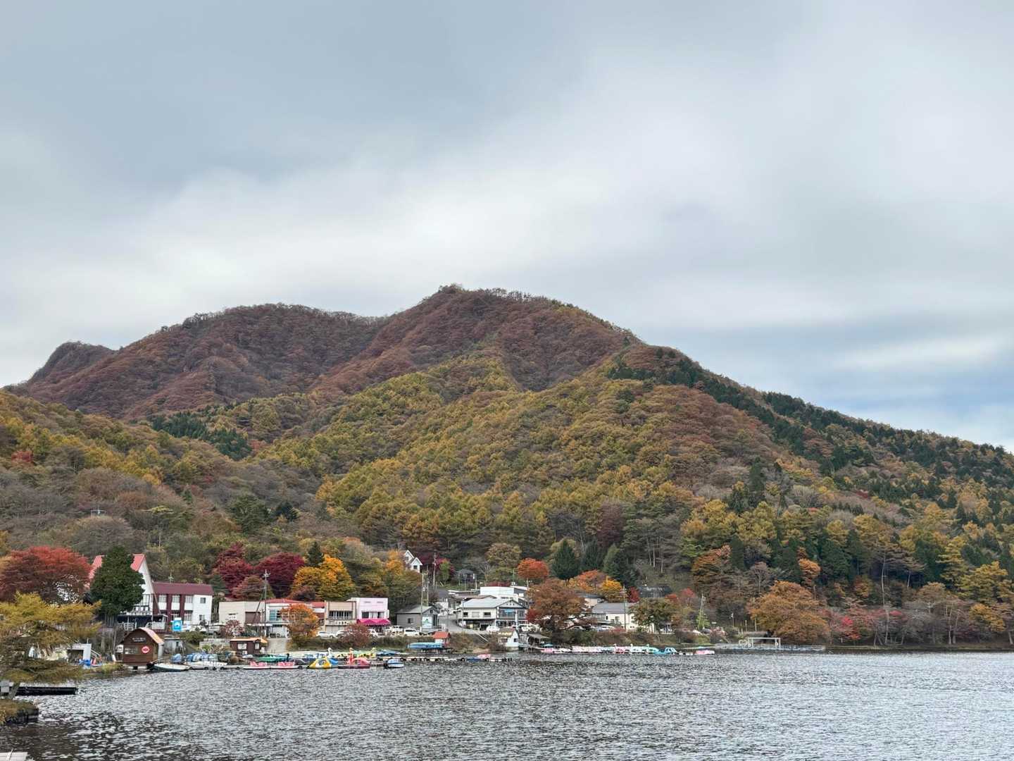 榛名富士登山口-榛名富士-榛名富士登山口-烏帽子岳登山口- 周回コースの写真