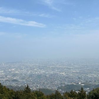 眺望ポイント
霞んでる