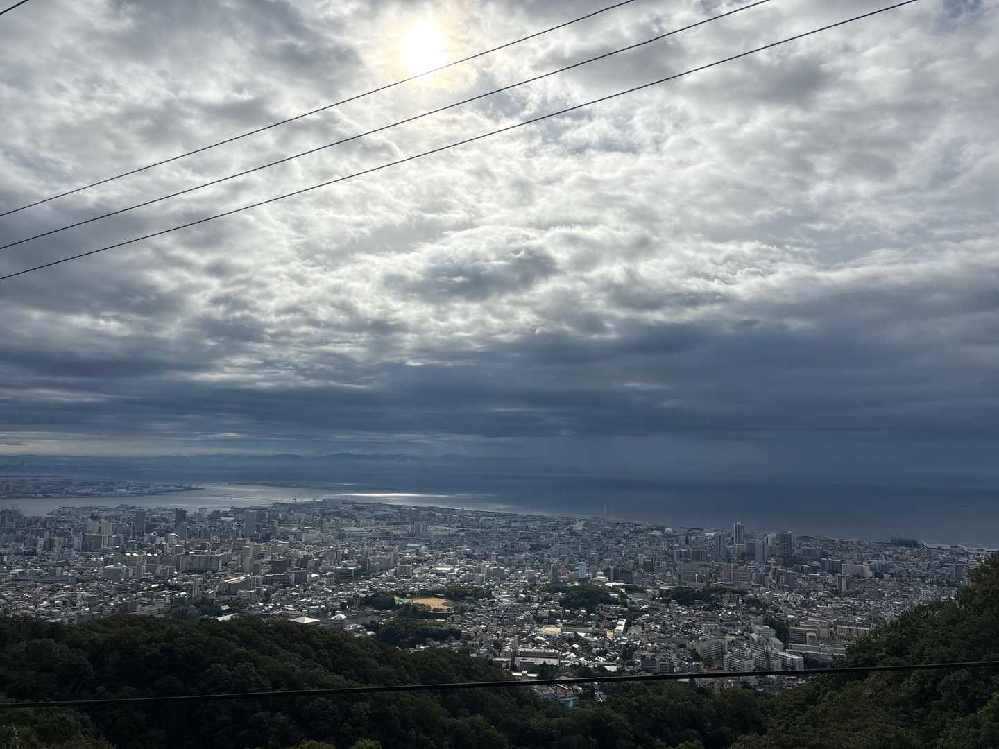 頂上到着！海が見えるよ🌊