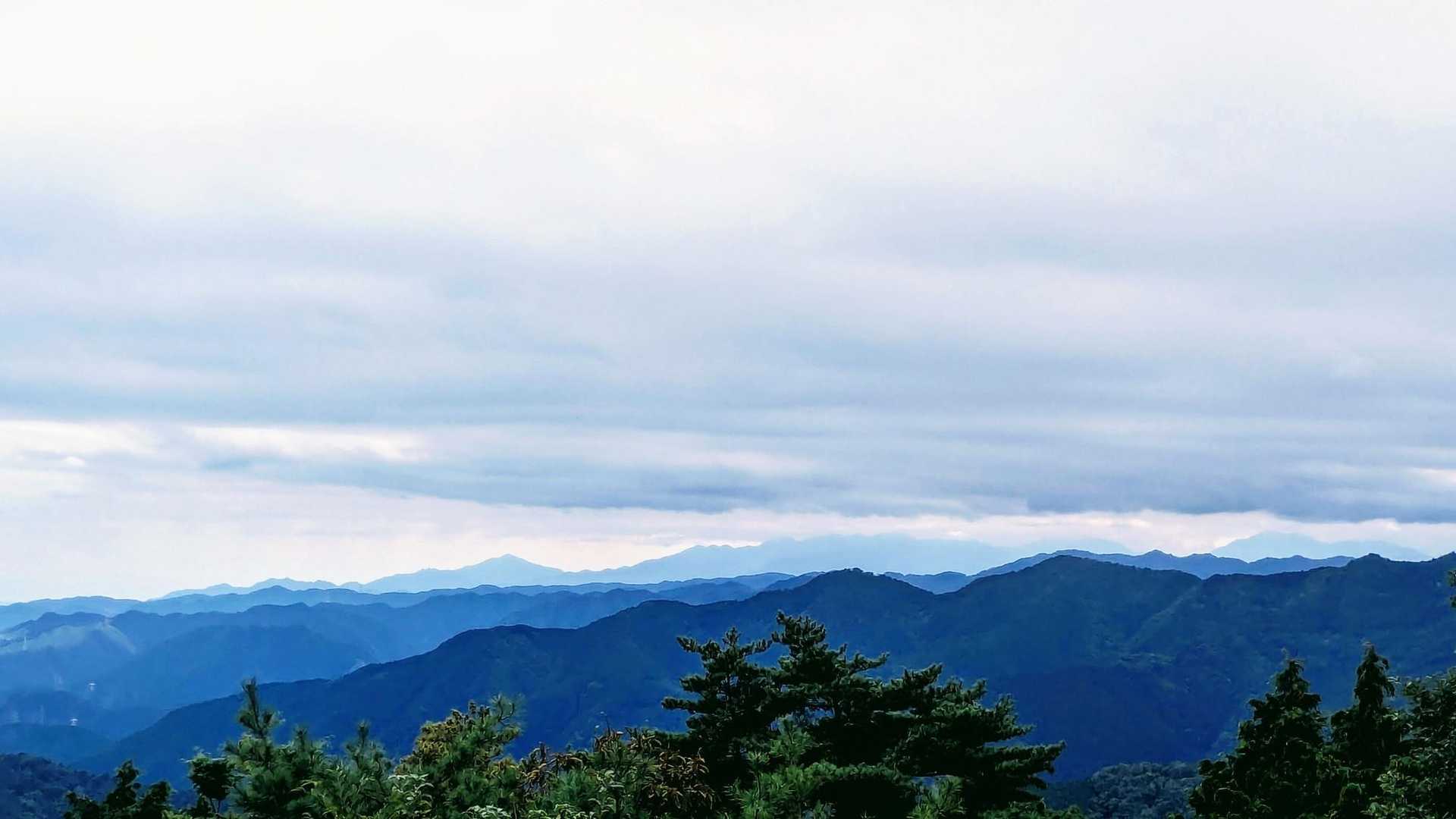 大山△と丹沢△△△方面　天気予報🌤️よりも今日はお天気イマイチでした🥲