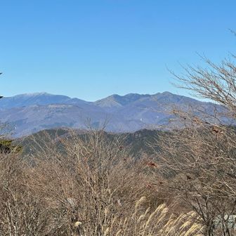 まだ、雪はうっすらみたい
恵那山は４年前の秋に登らせていただきました😊