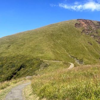 この直登見てちびる😓
右➡️山頂