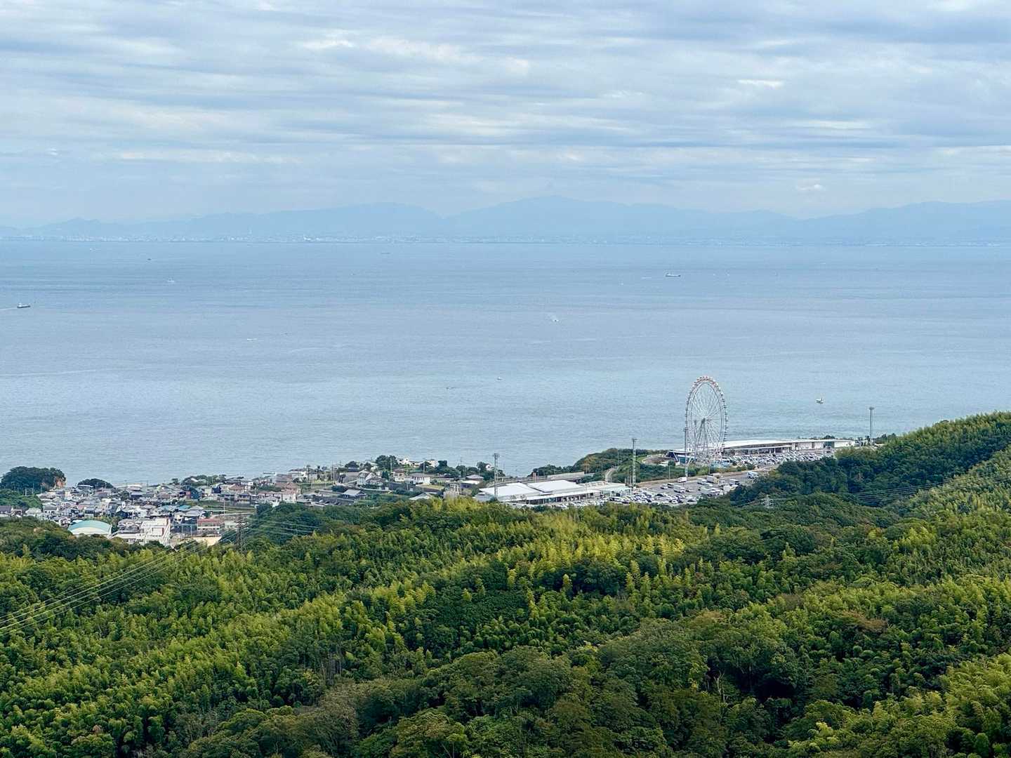 ハイウェイオアシスの観覧車🎡見えます