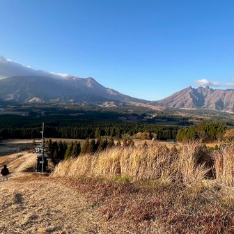 ダイナミックな景観を眺めながら下山👀