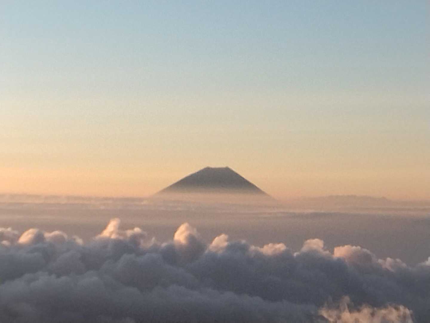 日の出後の🗻