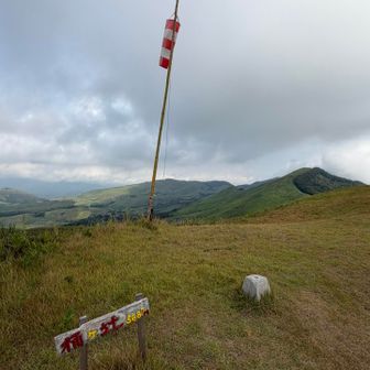桶ヶ辻山頂
