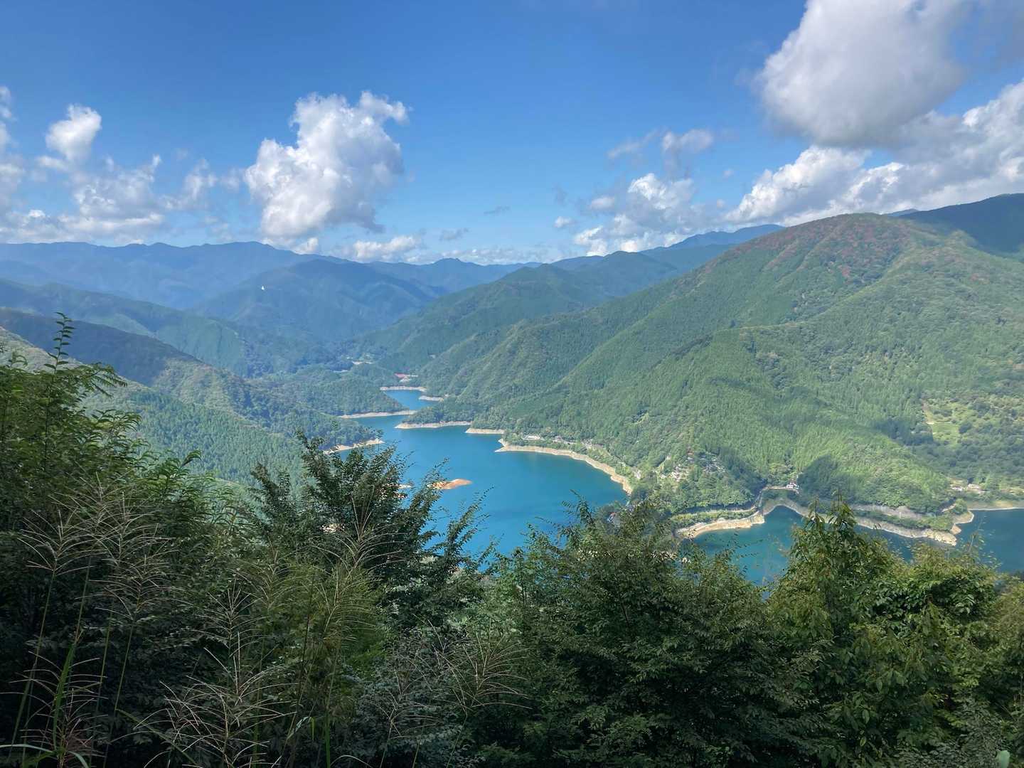 少し雲はあるが快晴
