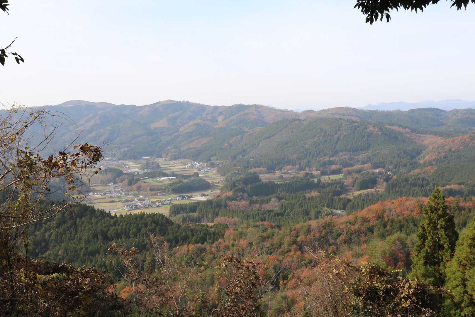 北側の景色が開けている