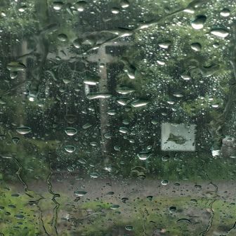 
このあと、♨️音無の湯で汗を流して、蓼科山七合目駐車場🅿️に到着したら、めっちゃ雨☔️☔️☔️

これ、登山中やなくて良かったです🤟💦

今宵はここで車中泊です。

