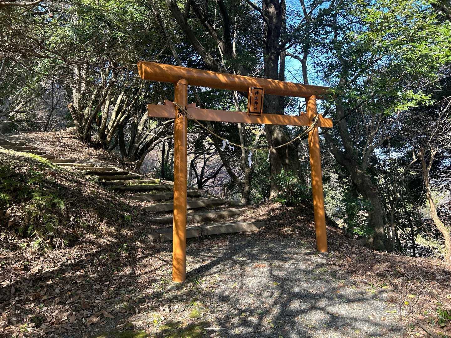 平尾山往復 | 瑞泉寺から始まる、石仏が見守る山歩コースの写真