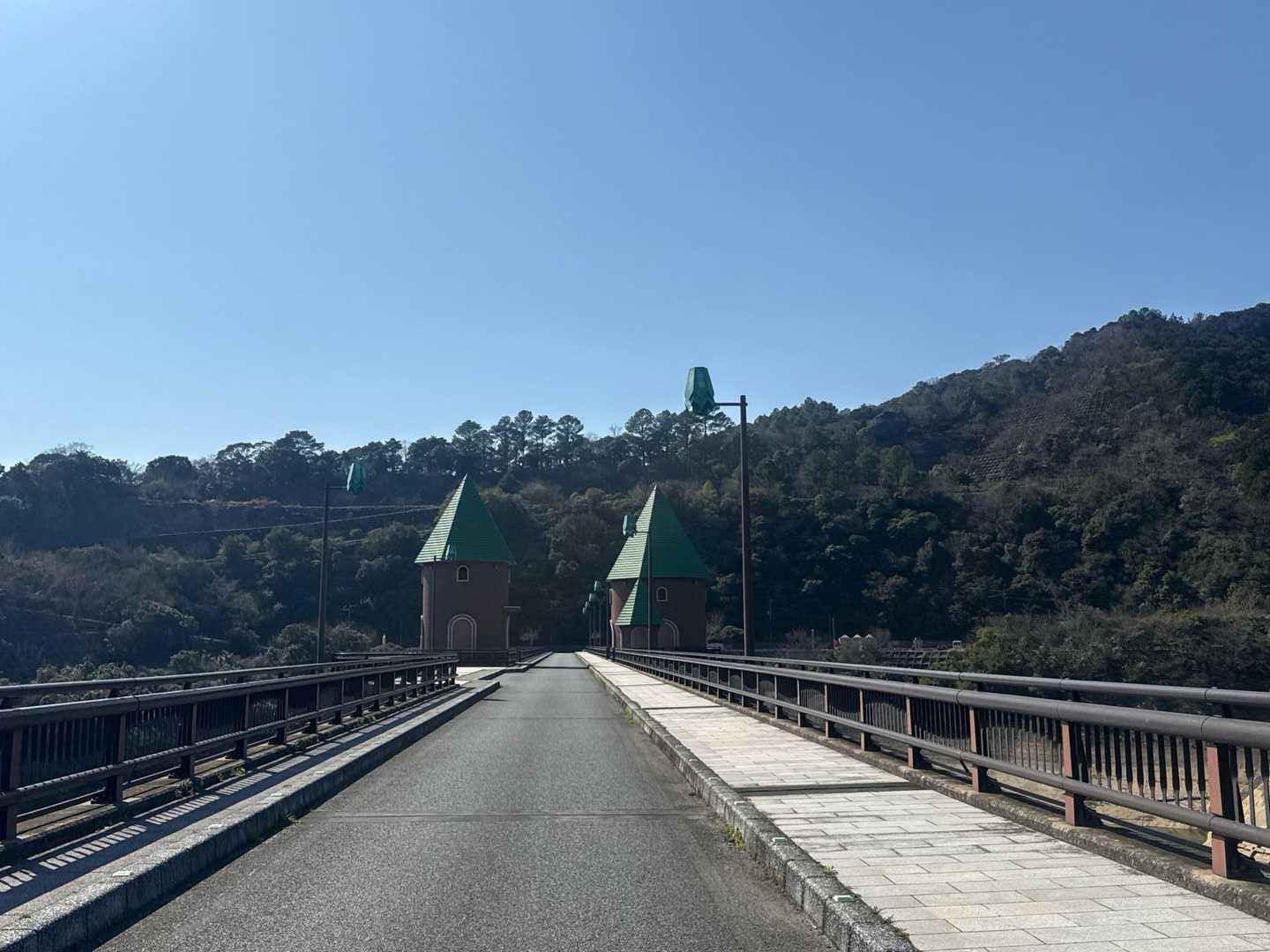 畝原山登り口-畝原山-鉾立山-菅嶽-猫峠-三ッ頭山-横峠- 周回コースの写真