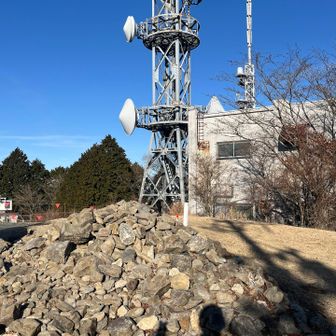 Peak - 2   本宮山
