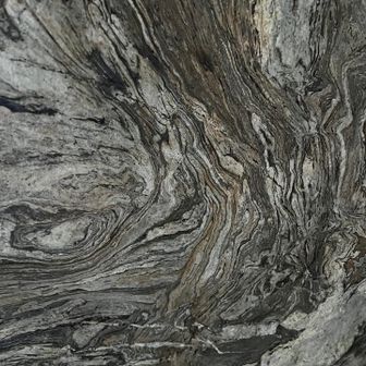 い、岩の紋様がスゴイ