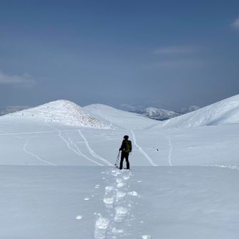お花の時期はものすごい人だけどほんとに静かな山あるきでした
