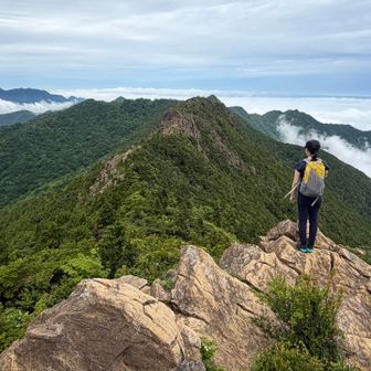 東赤石山⛰️1710m

いつ来ても
何回来ても
最高！

そして下山後の
【疲労困憊】もデフォ！