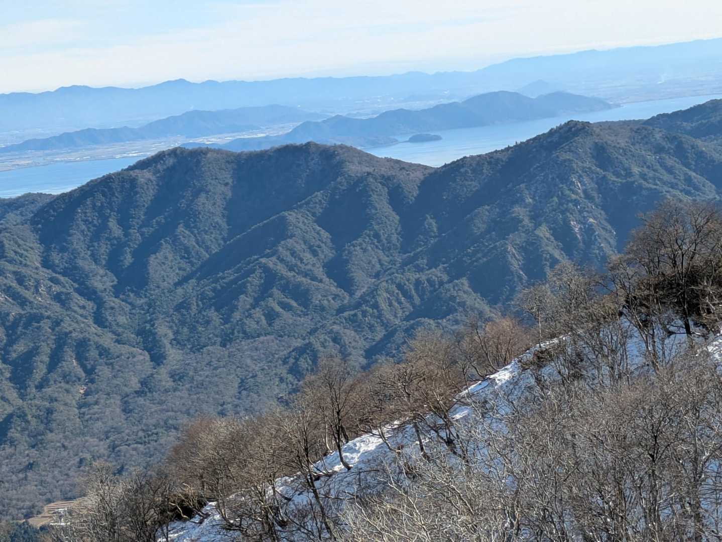 畑バス停-横谷峠-荒谷峠-須川峠-滝谷ノ頭-蛇谷ヶ峰 縦走コースの写真