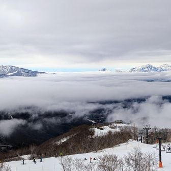 昼から雨予報です