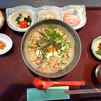 豆らくでランチ。数量限定の炒り豆腐膳