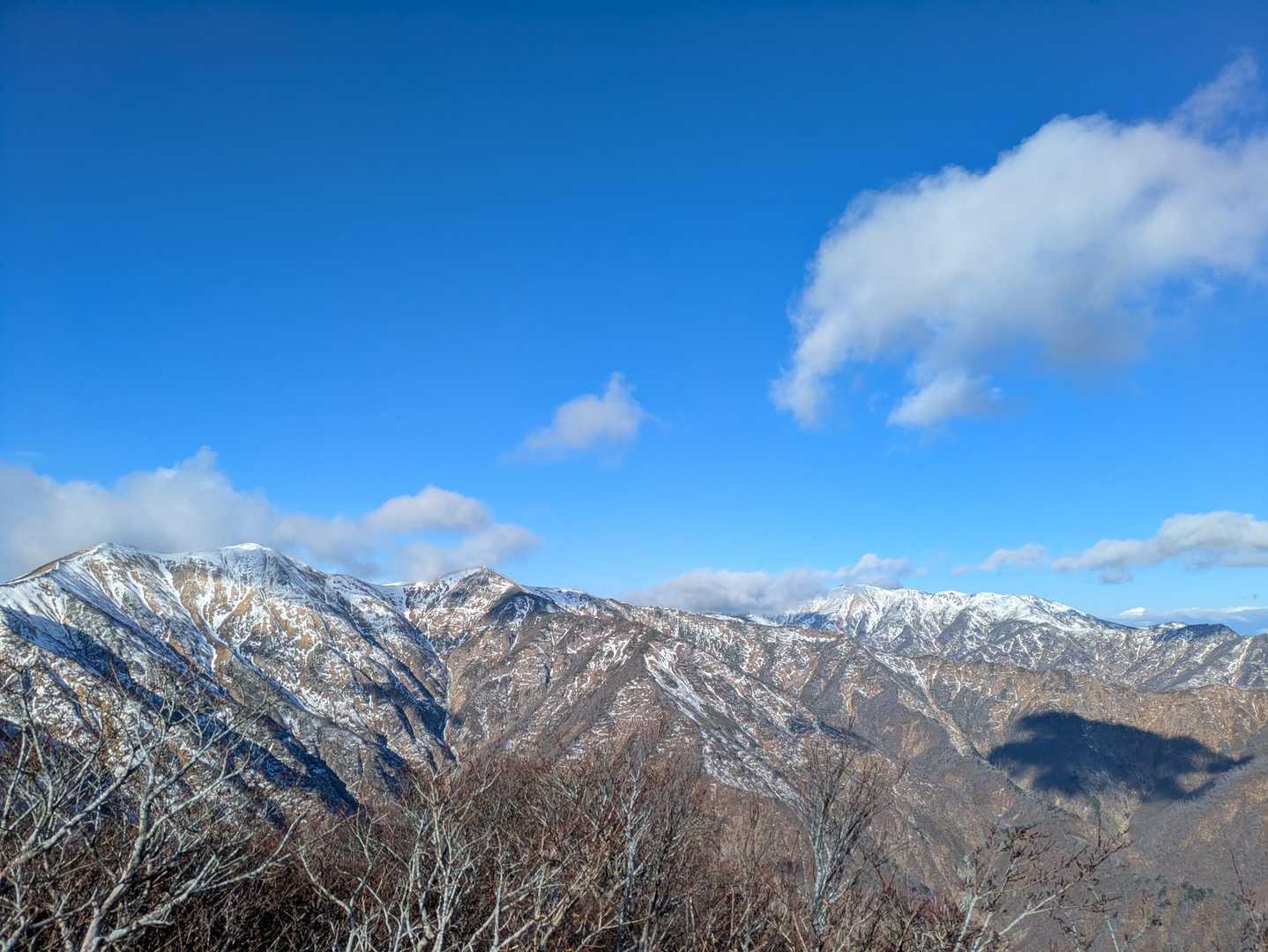 おー！北朝日もやっと晴れて来た！！
最後にこの景色が見られて大満足です。