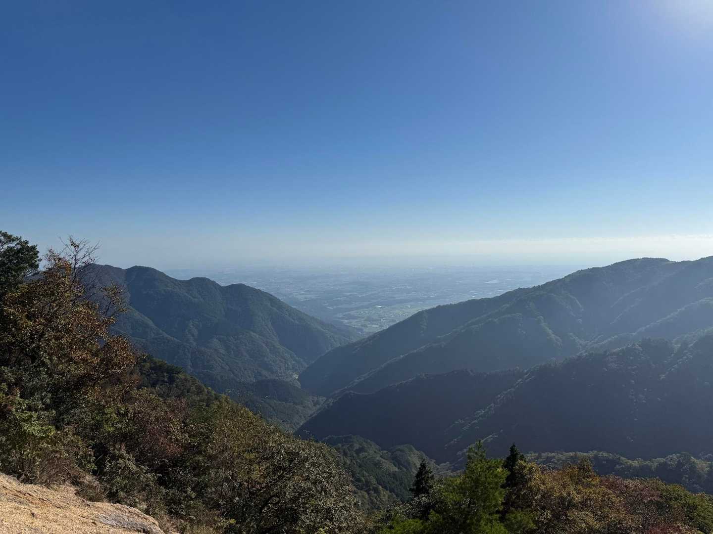 水沢岳山頂。

おおおお～～～
海まで見渡せる