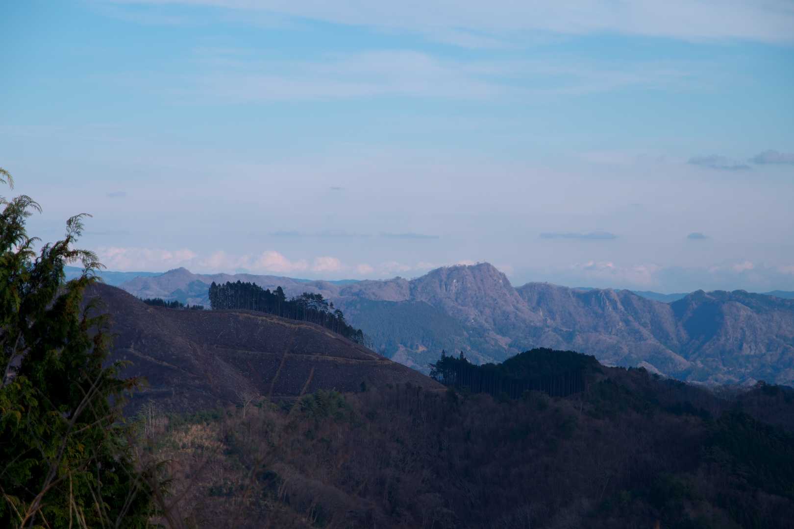 山頂からの眺め（奥久慈男体山、篭岩）